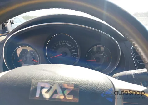 2013 Chrysler 200 Touring from USA, damaged, VIN 1C3CCBBB0DN573671